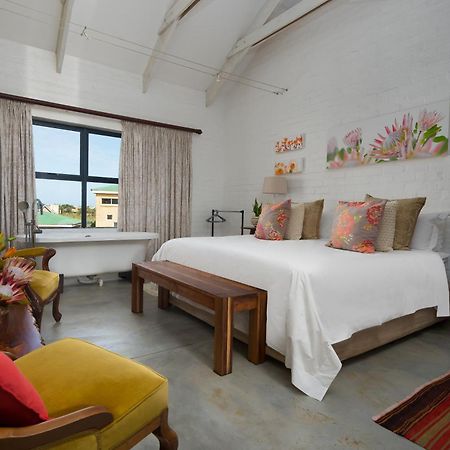 Stay At Friends Bettyʼs Bay Rum bild