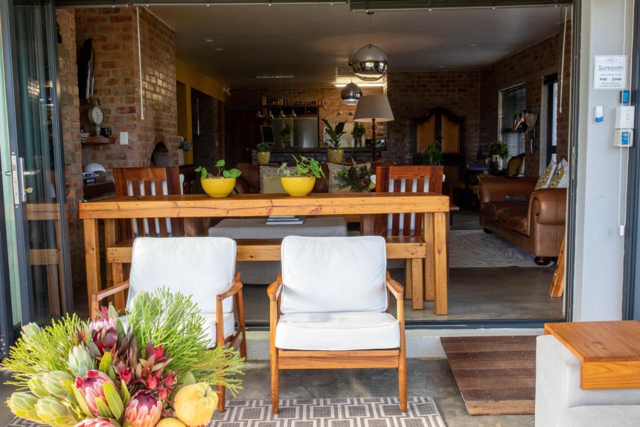 Stay At Friends Bettyʼs Bay Exteriör bild
