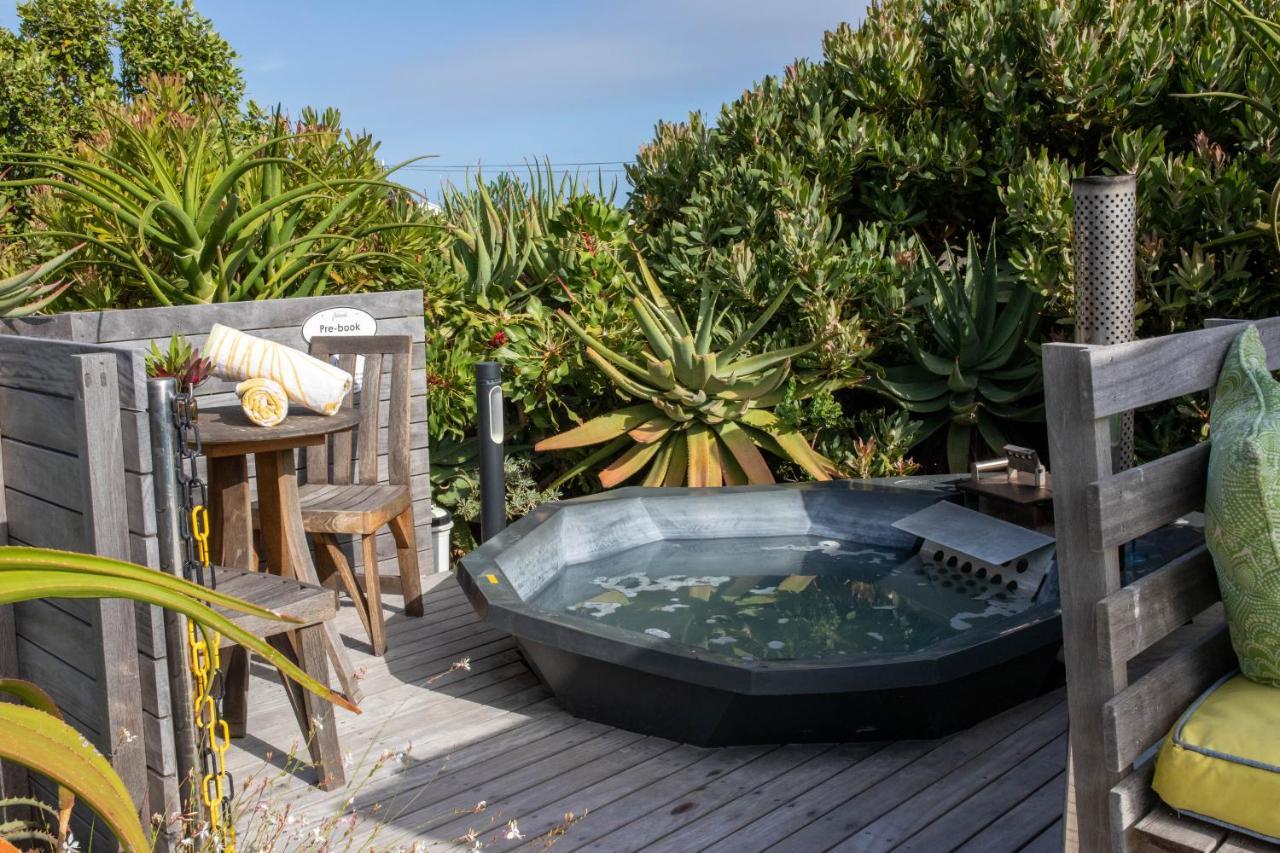 Stay At Friends Bettyʼs Bay Exteriör bild