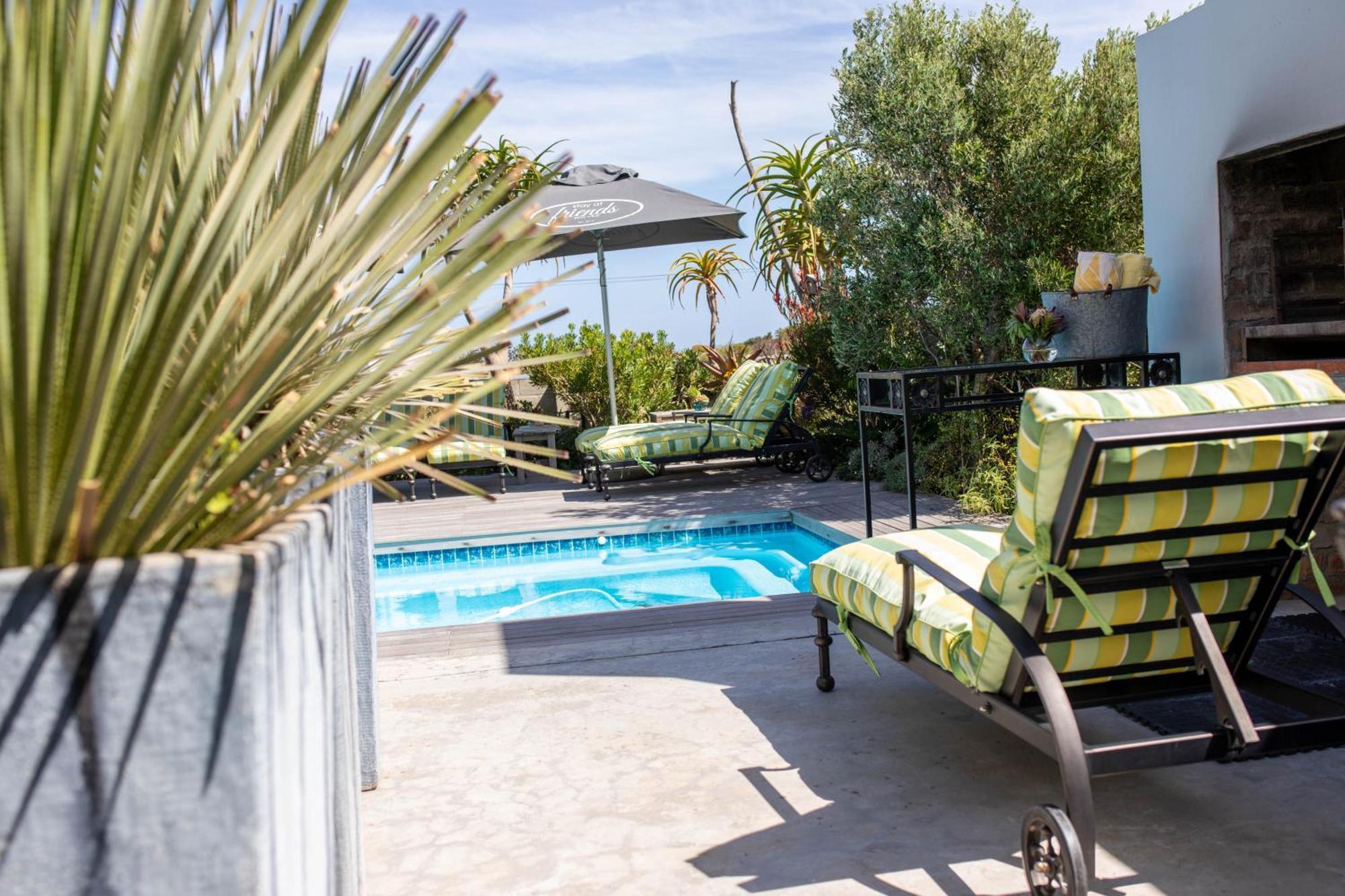 Stay At Friends Bettyʼs Bay Rum bild