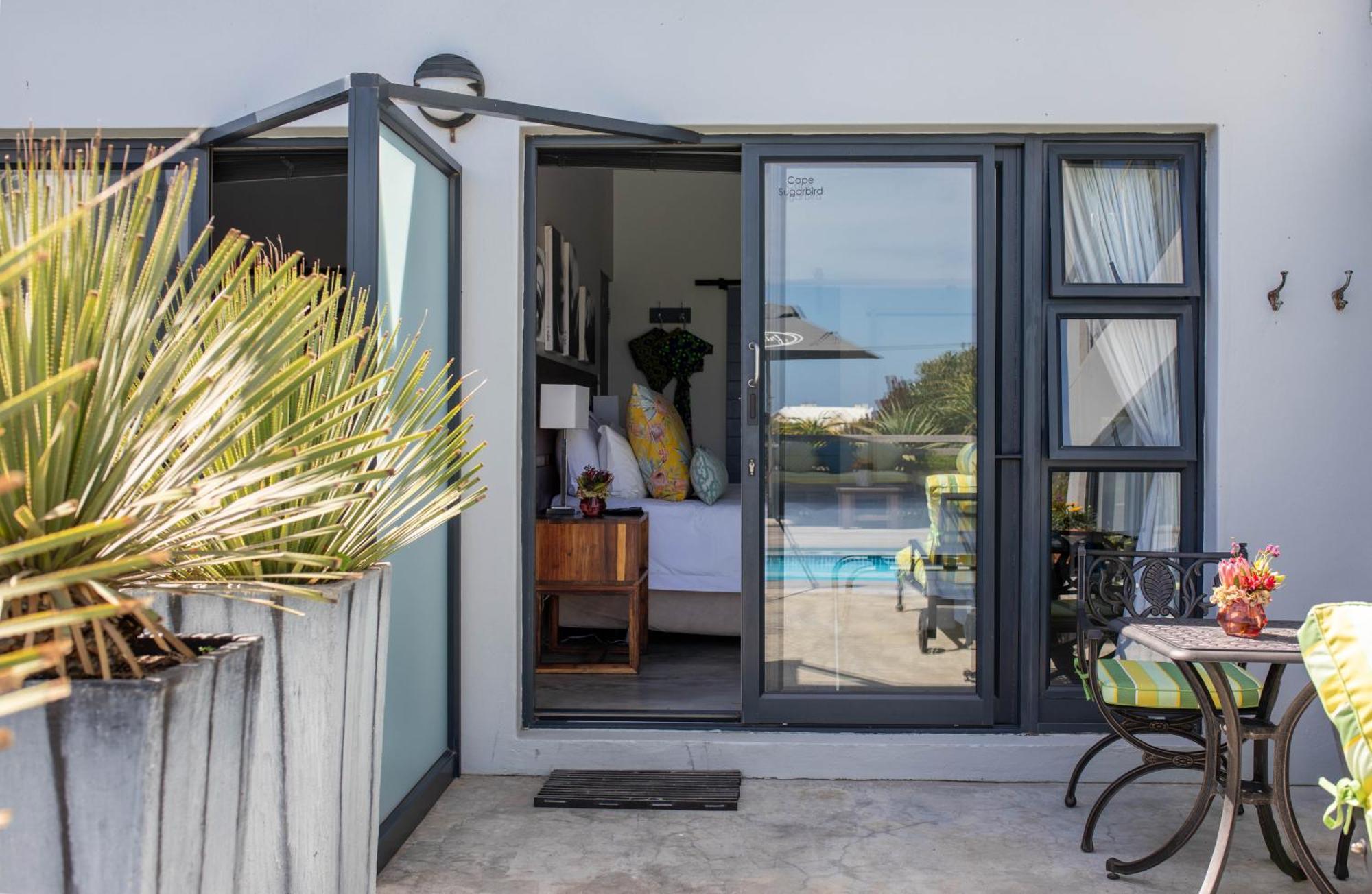 Stay At Friends Bettyʼs Bay Rum bild