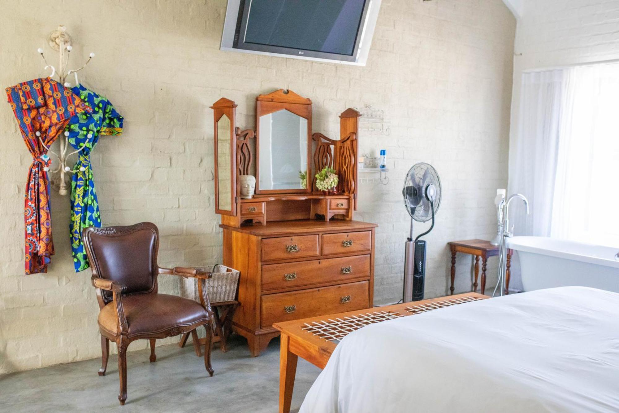 Stay At Friends Bettyʼs Bay Rum bild
