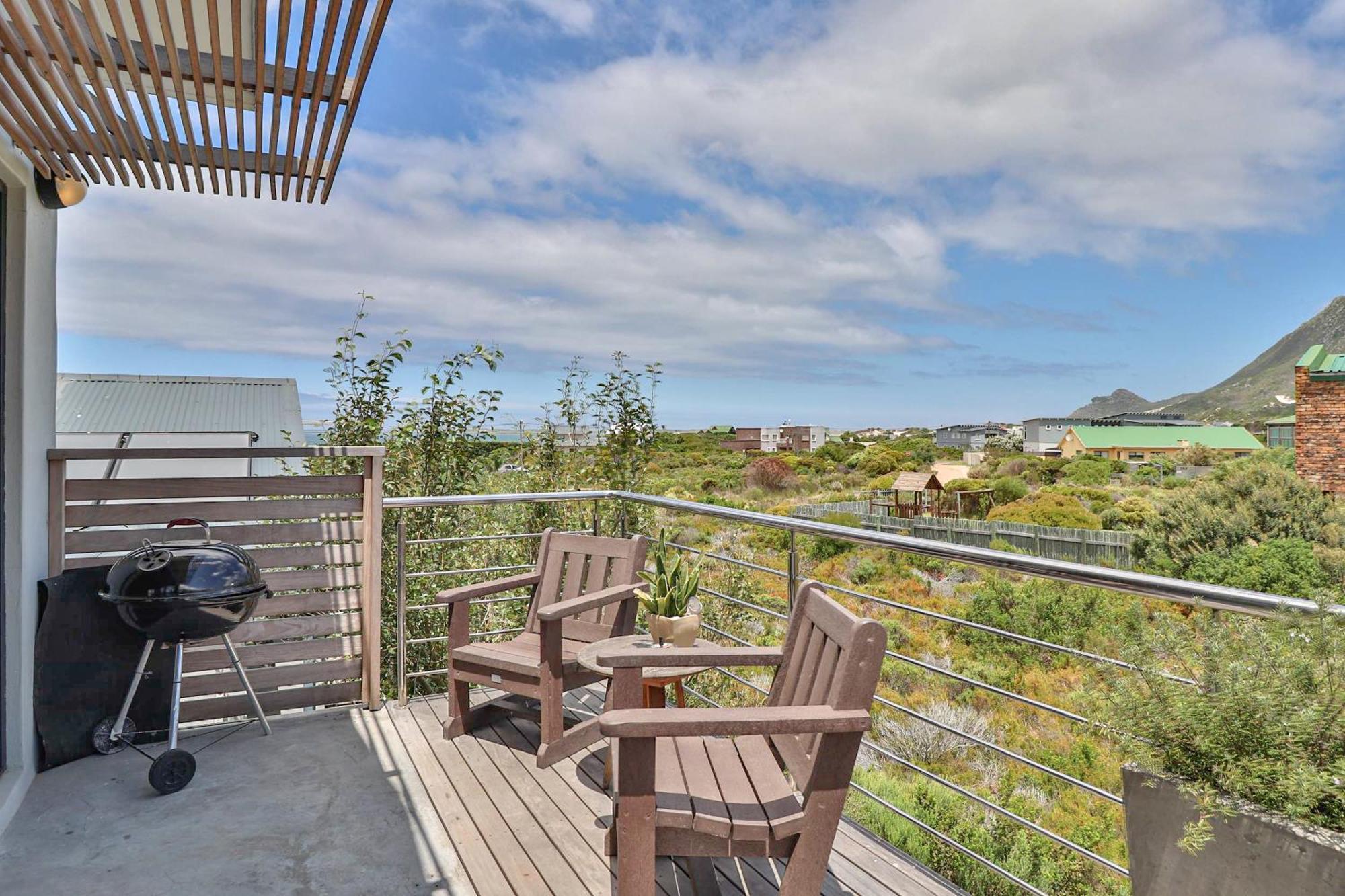 Stay At Friends Bettyʼs Bay Rum bild