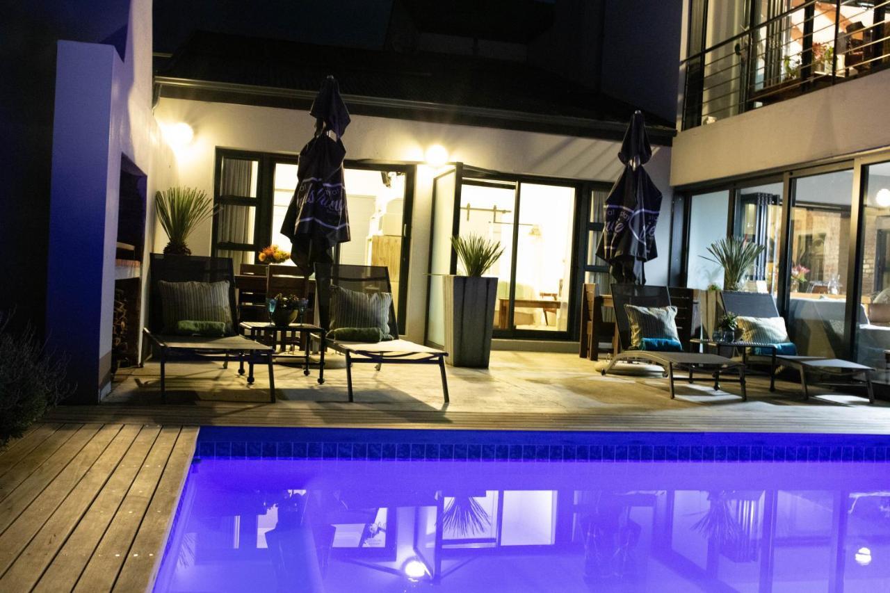 Stay At Friends Bettyʼs Bay Exteriör bild